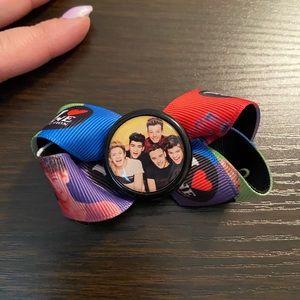 One Direction hair flower